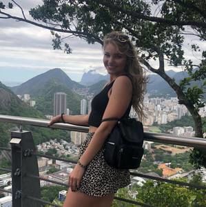 Meet your Posher, Natasha